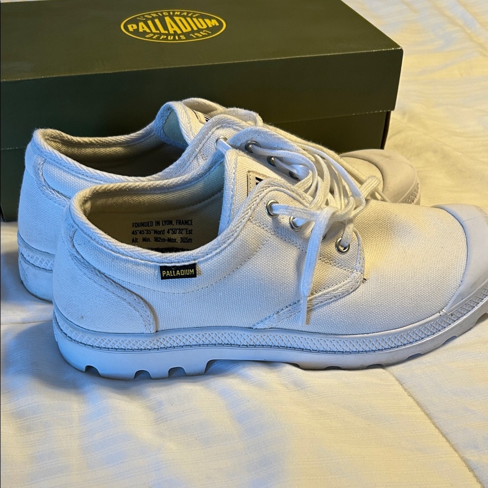 Palladium Pampa Ox White Sneakers